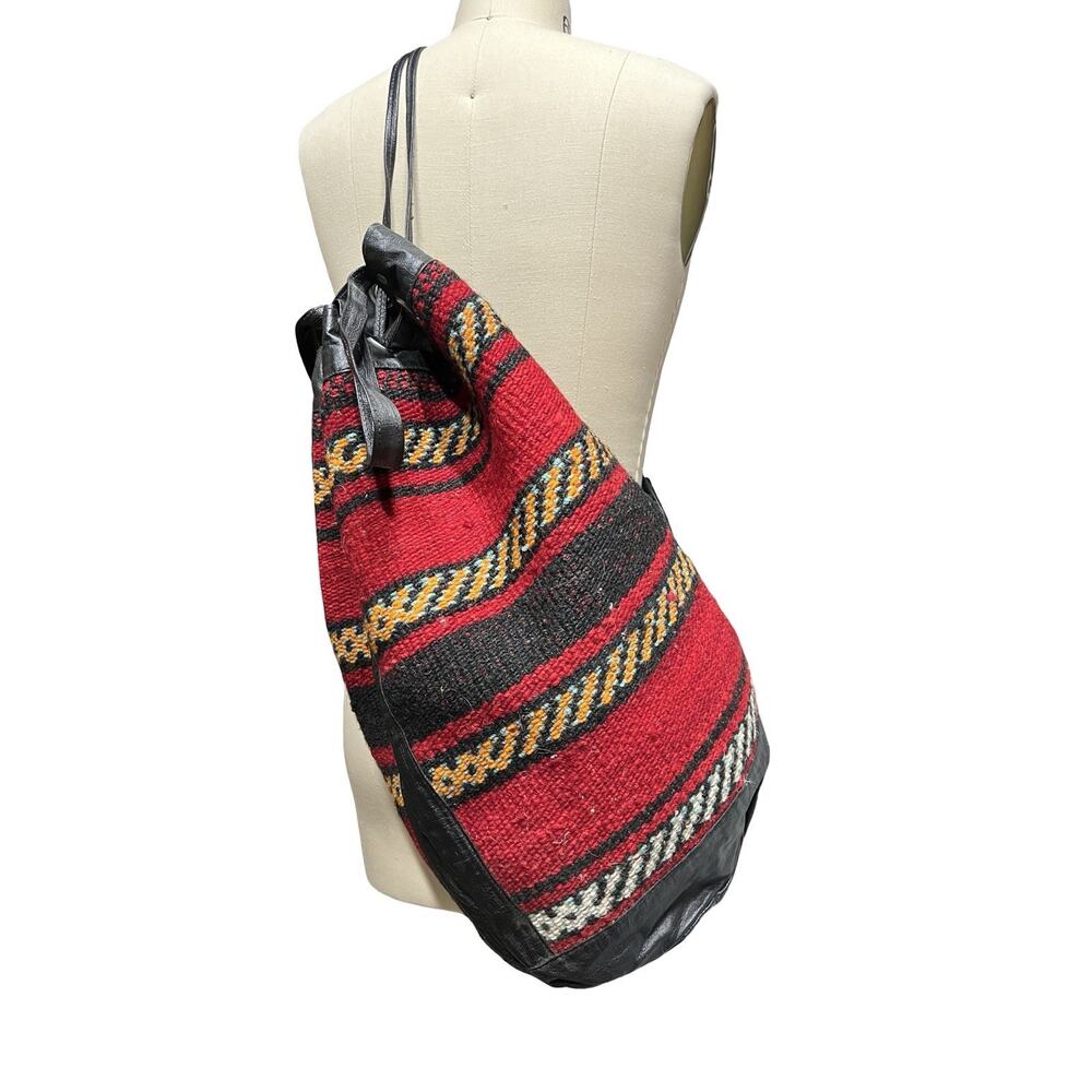 Vtg KILIM Southwest Woven Wool & Leather Sling Bucket Cinch Backpack